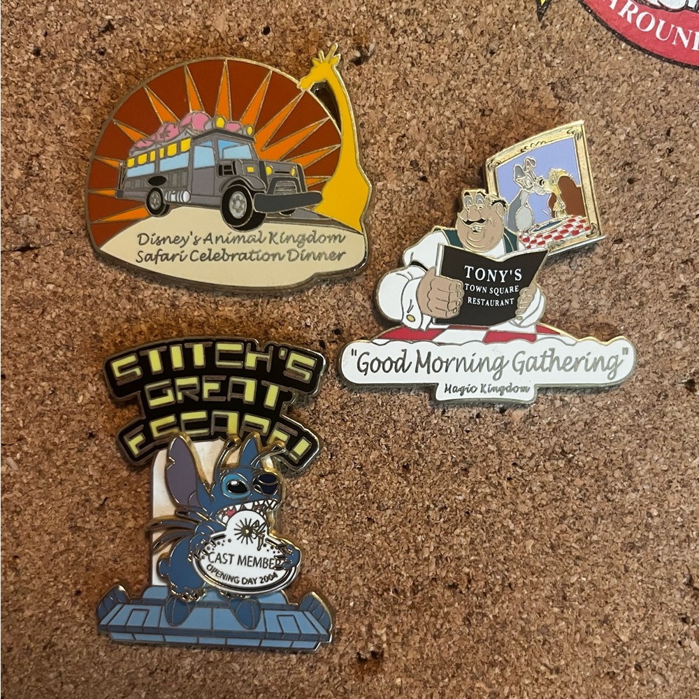 Set of 3 LE Collectable WDW Pins - event & cast member exclusives